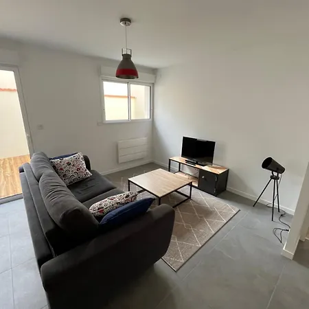 Neuf Avec Patio Apartment Saint-Laurent-sur-Sevre